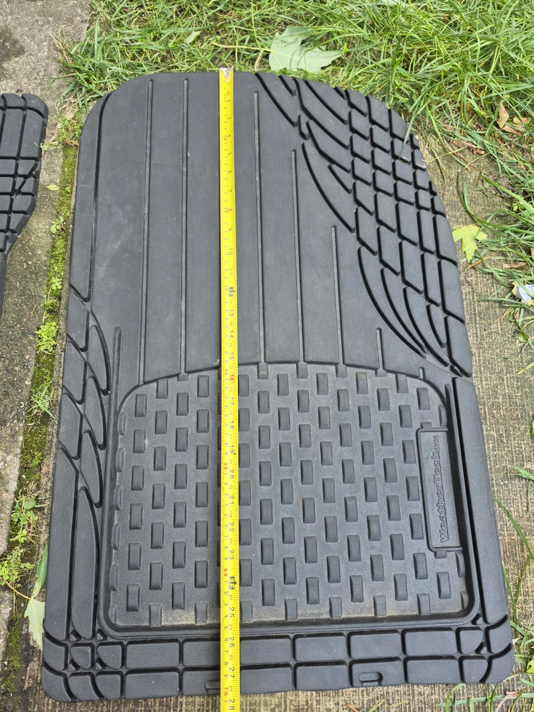 WeatherTech Heavy-Duty Universal Trim-to-Fit Front Floor Mats - photo 4