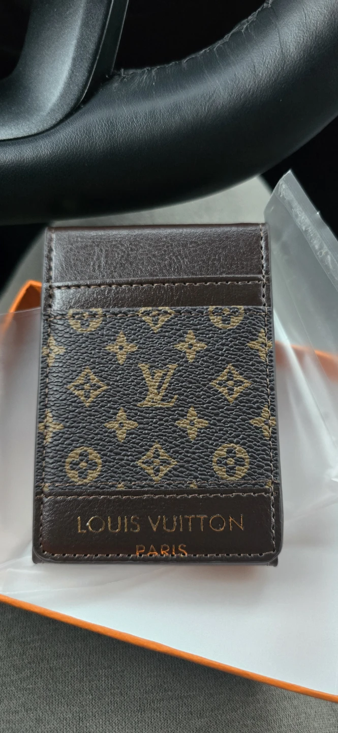 LV unisex card holder