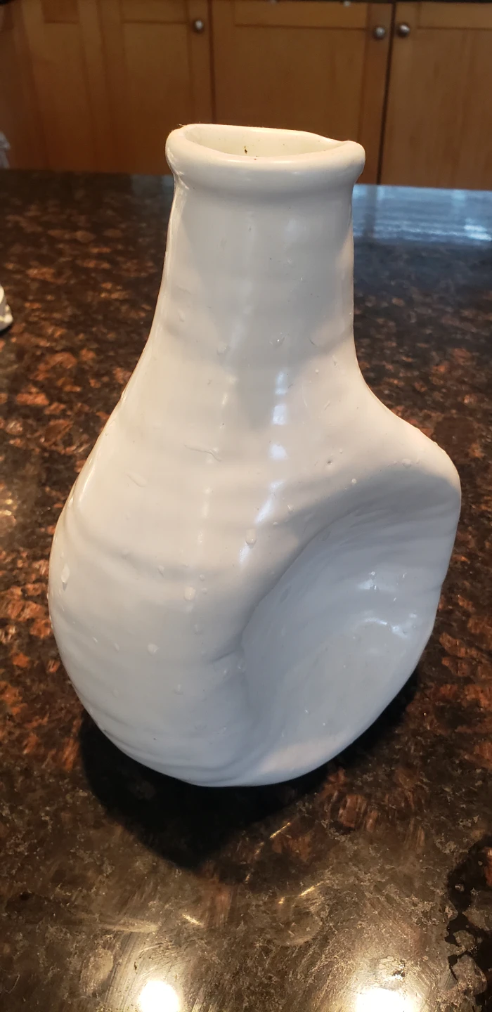 White Ceramic Vase - photo 2