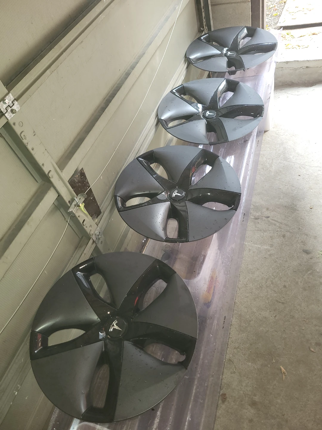Set of 4 Tesla Aero Wheel Covers - photo 5