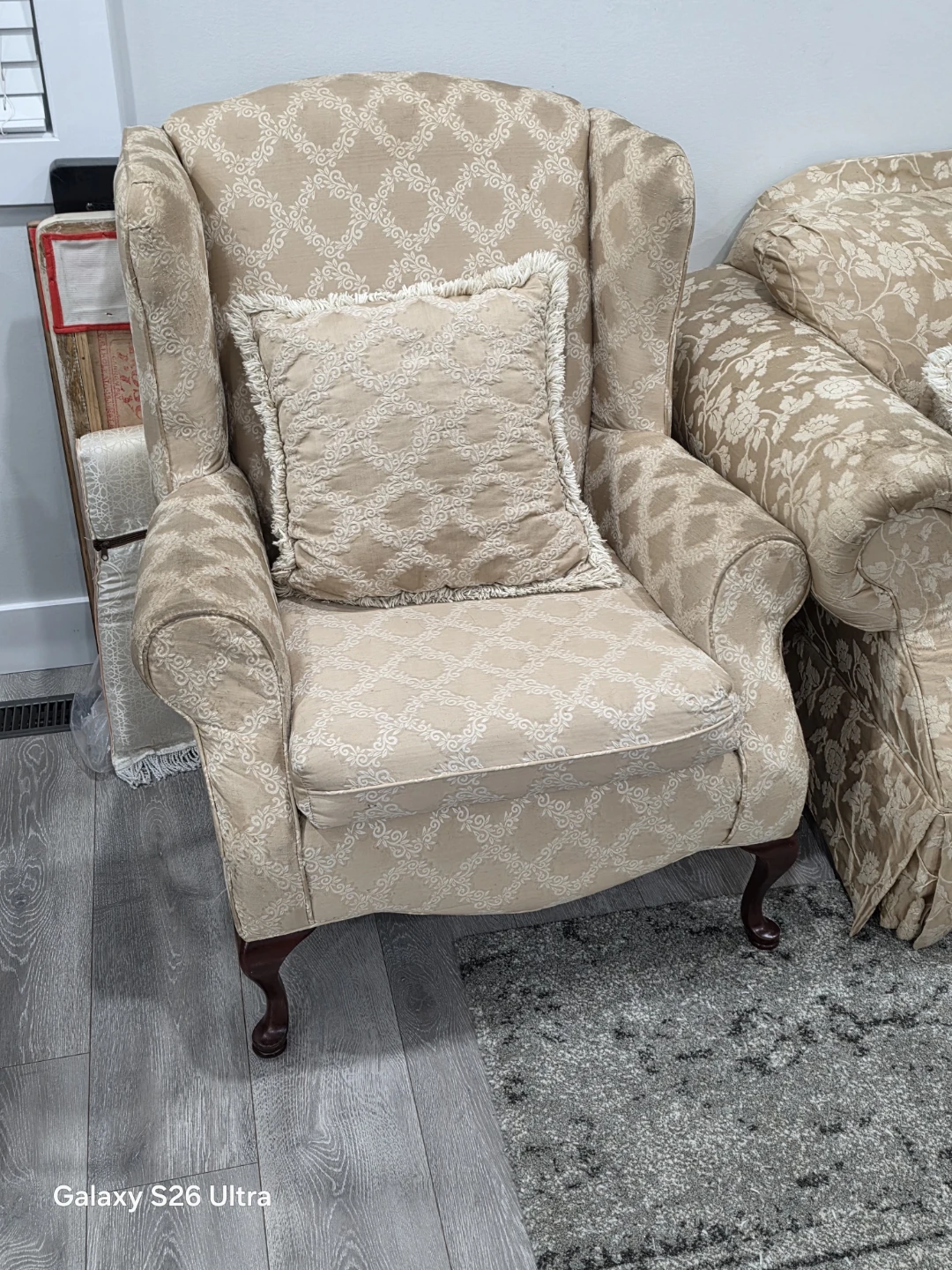 Beige Floral Fabric Sofa and Armchair Set - photo 4