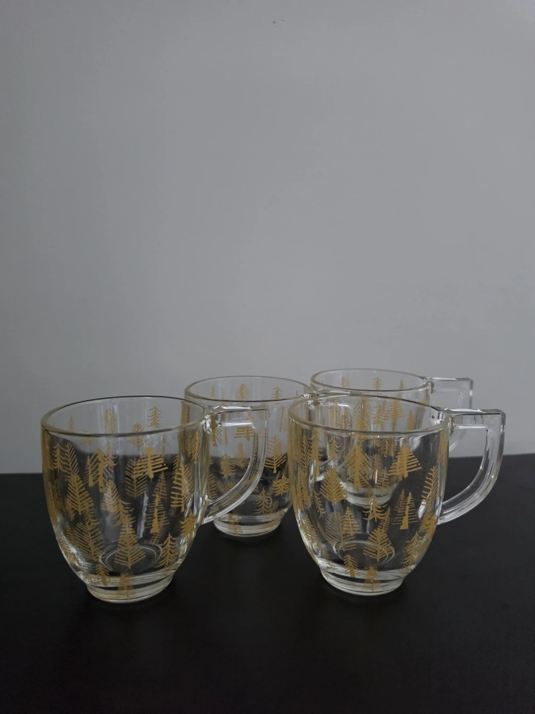 Set of 4 Glass Mugs with Gold Tree Print