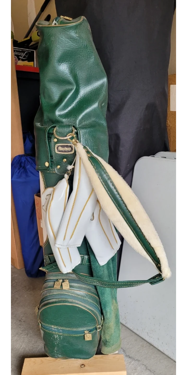MacGregor Tribute Golf Club Set with Bag