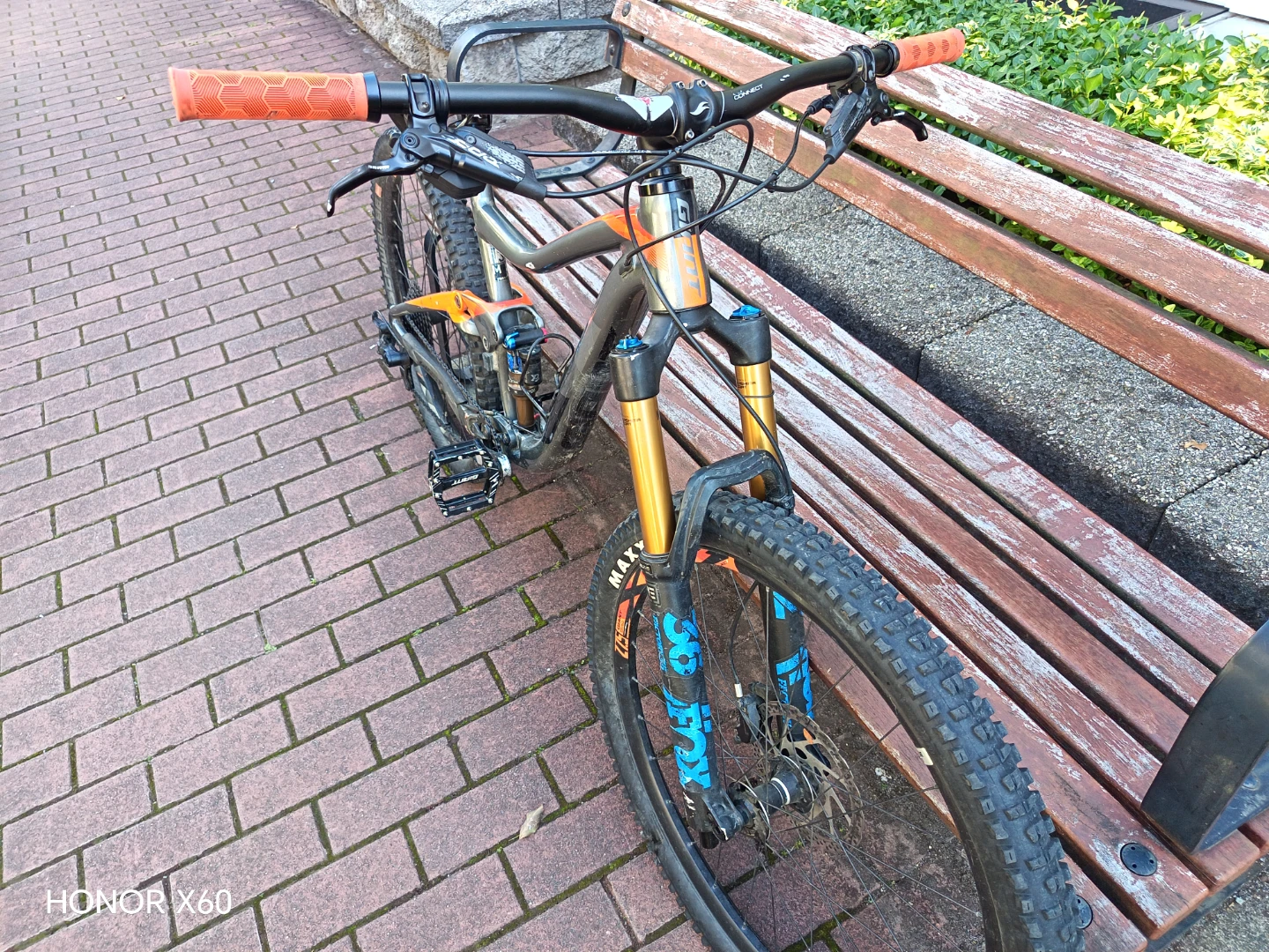 Giant Trance 3 medium 27.5 - heavily modified - negotiable - photo 2