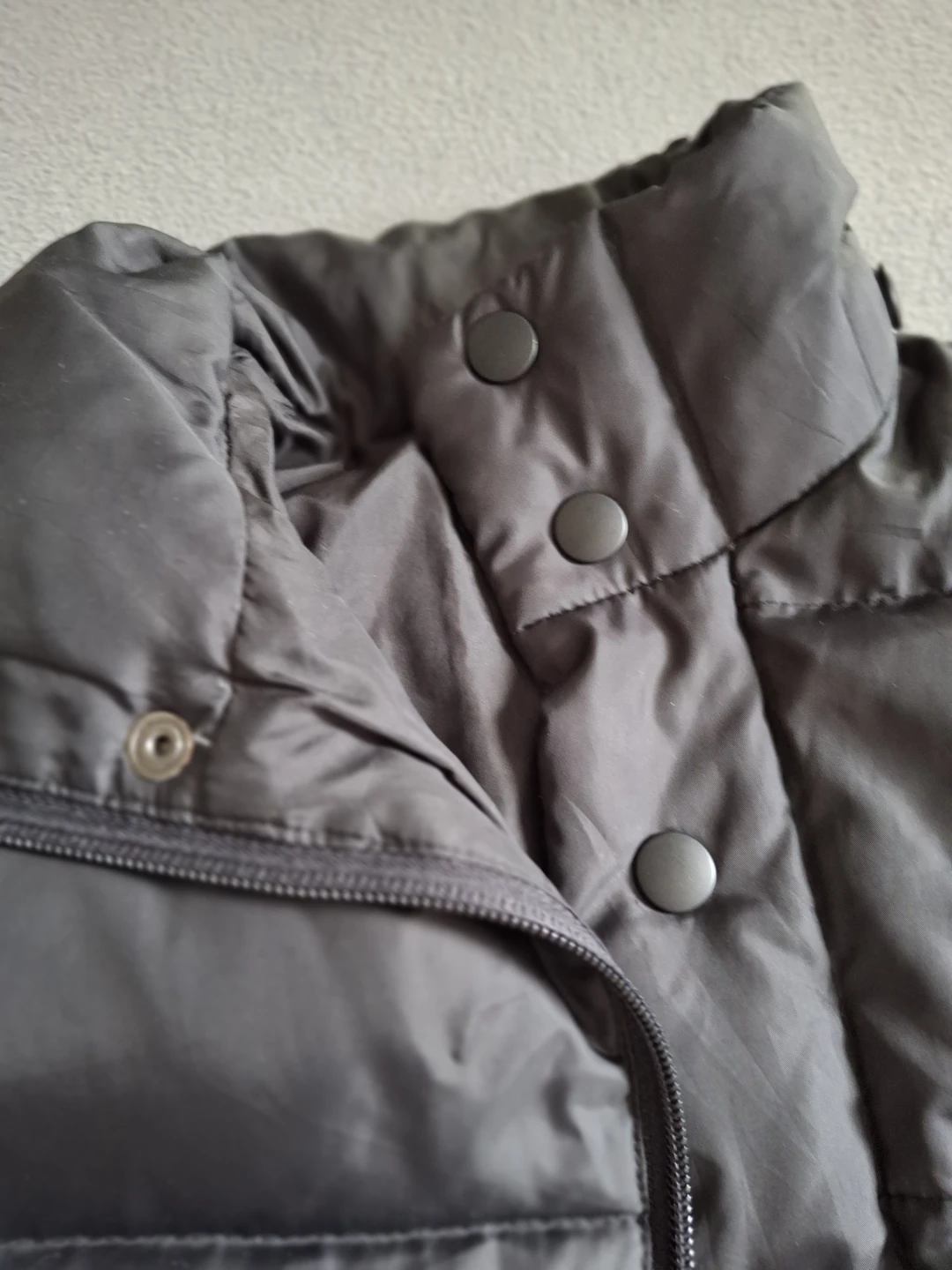 Black Quilted Puffer Vest - photo 3