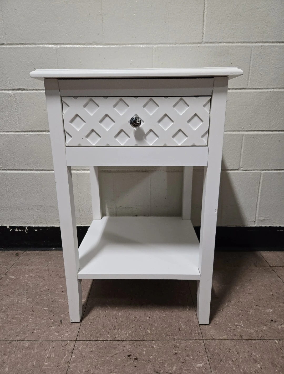 Modern White 1-Drawer Lattice Nightstand Accent Table - photo 3