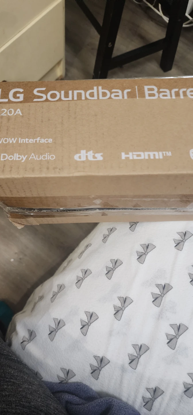 LG SOUND BAR  S 20A$ only  $110 firm