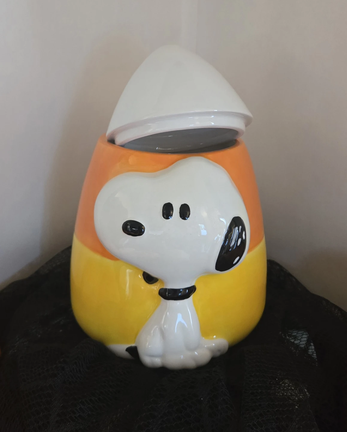 Peanuts Snoopy Candy Corn Ceramic Jar