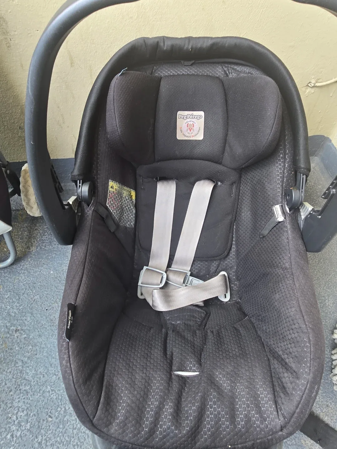 Peg Perego Stroller, bassinet and  Car Seat and base. - photo 5