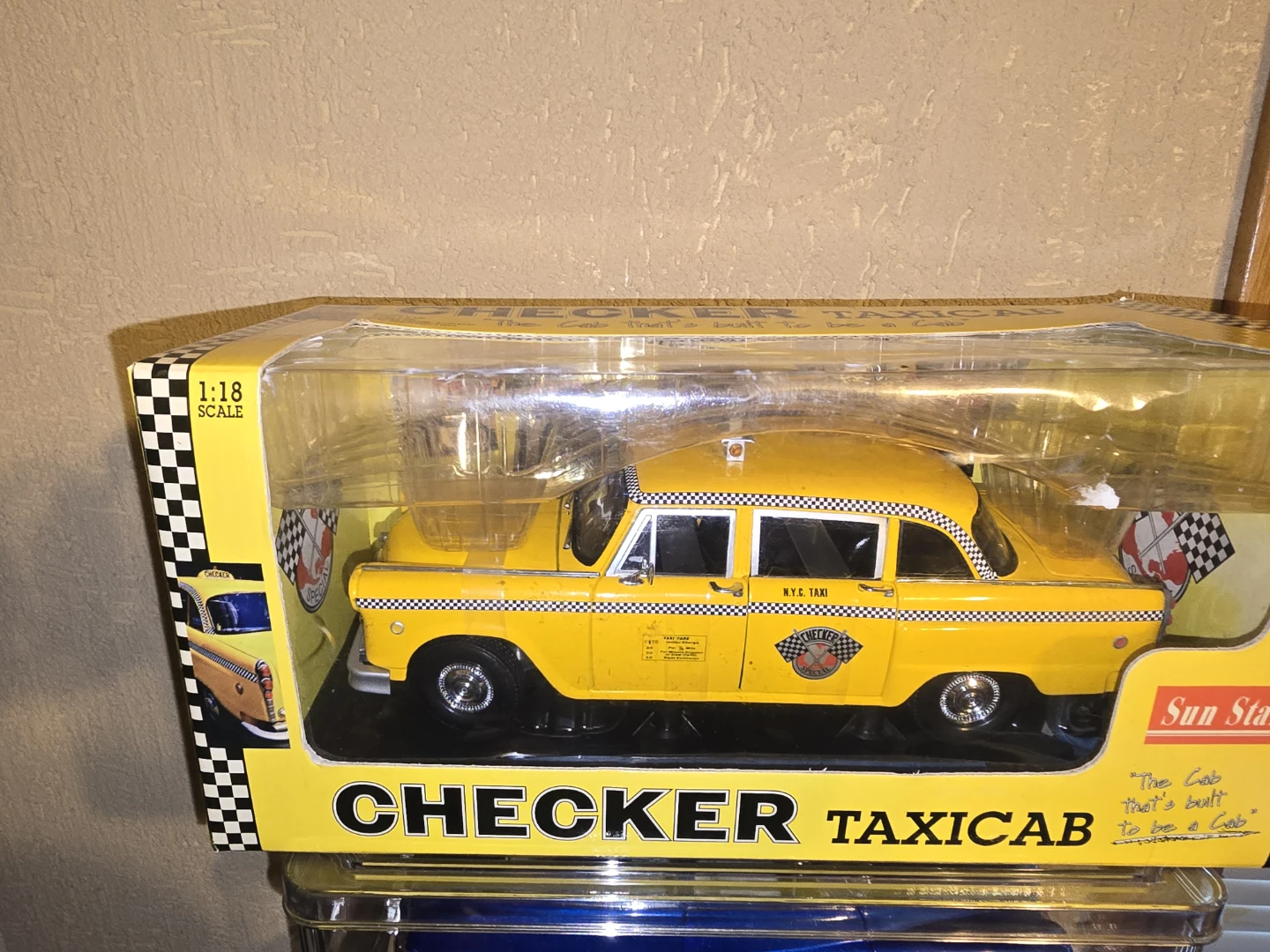Sun Star 1:18 Checker Taxi Cab