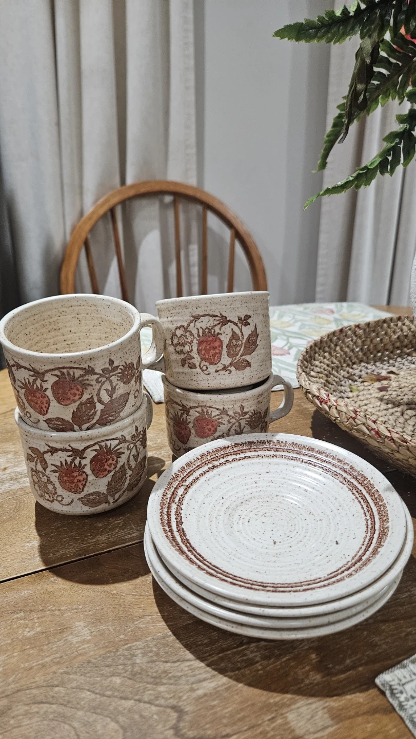 Set of 4 Strawberry Stoneware Mugs and Saucers