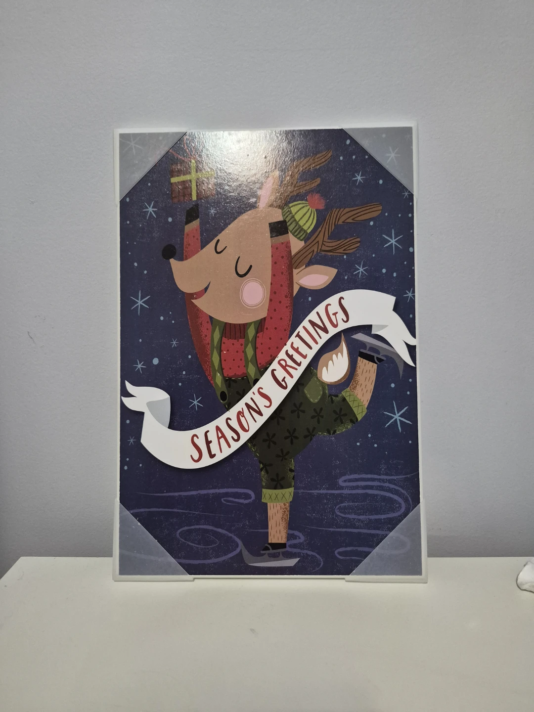 (New) "Season's Greetings" Reindeer Wall Plaque - Home Decor
