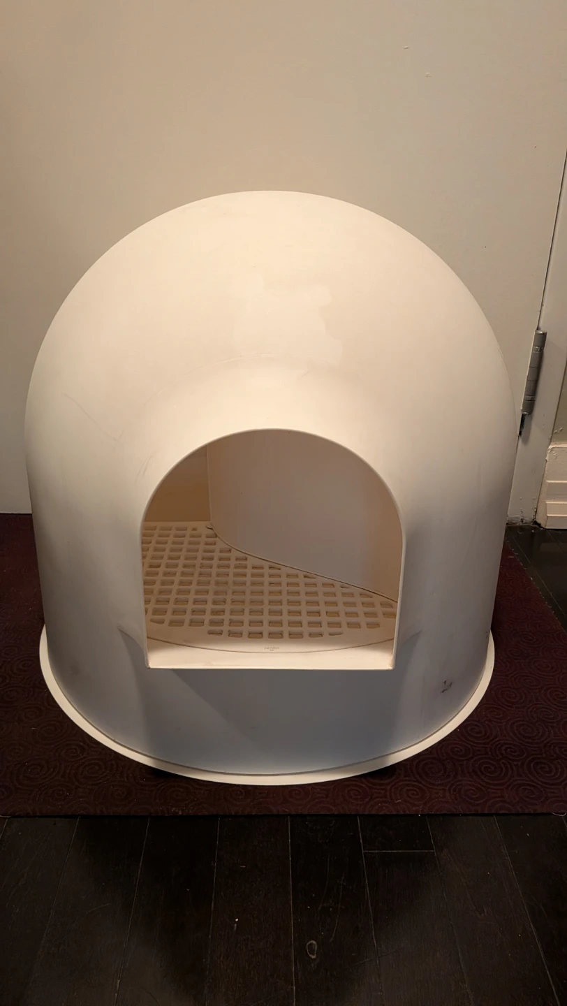 Pidan Igloo Cat Litter Box - photo 2