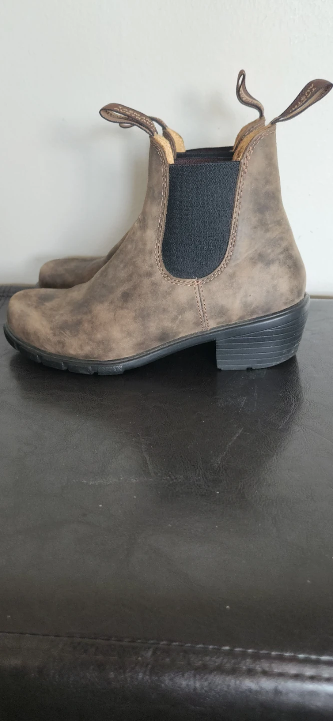 Blundstone Chelsea Boots size 7.5 - photo 2
