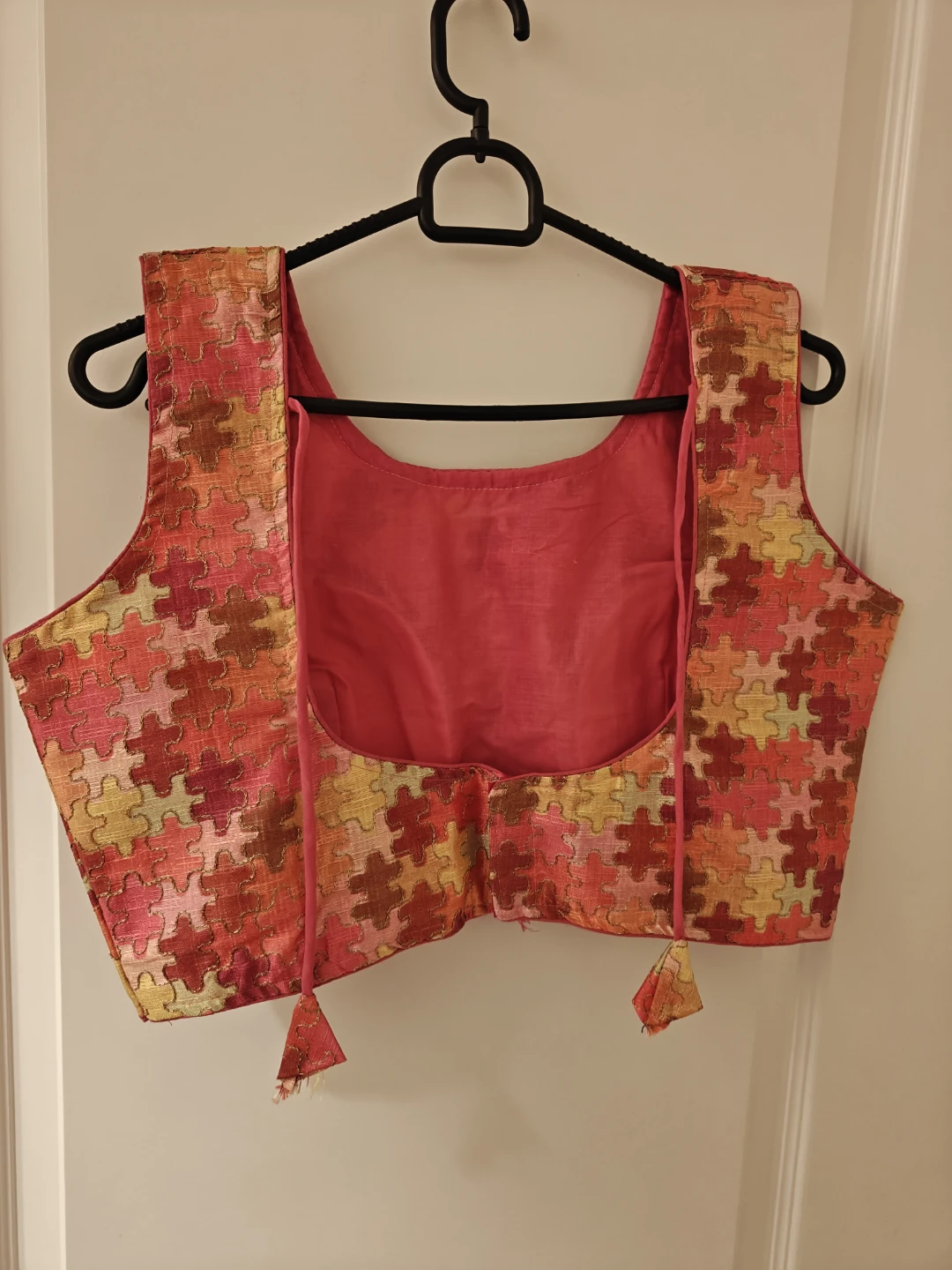 Women's Sleeveless Blouse - Gold - photo 5