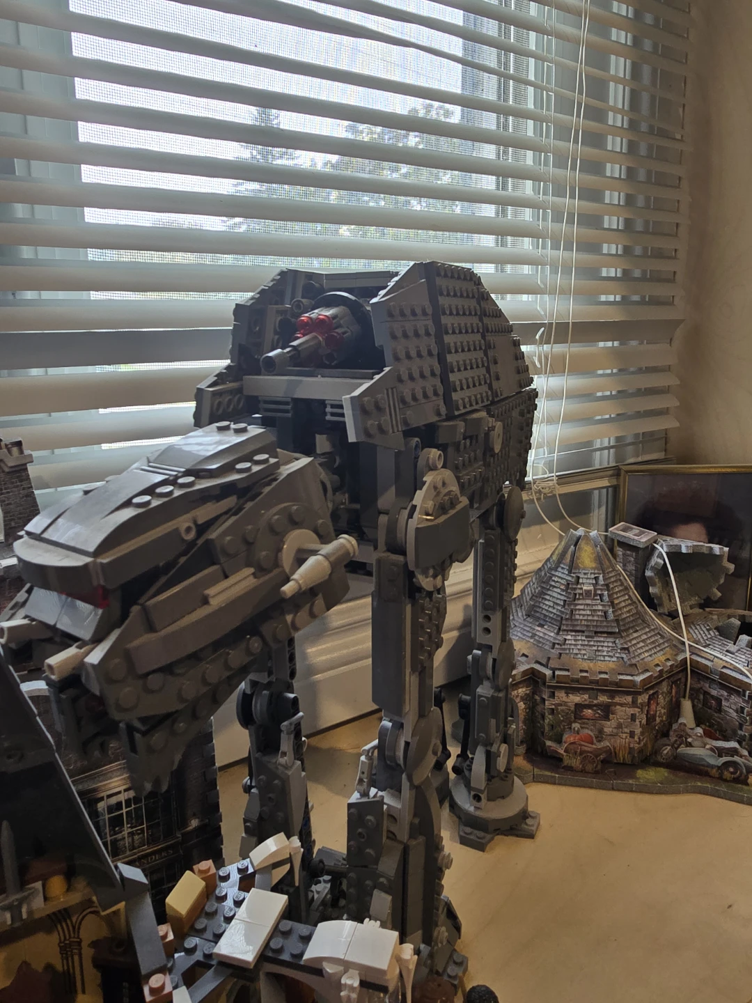 LEGO Star Wars AT-AT Walker - photo 4