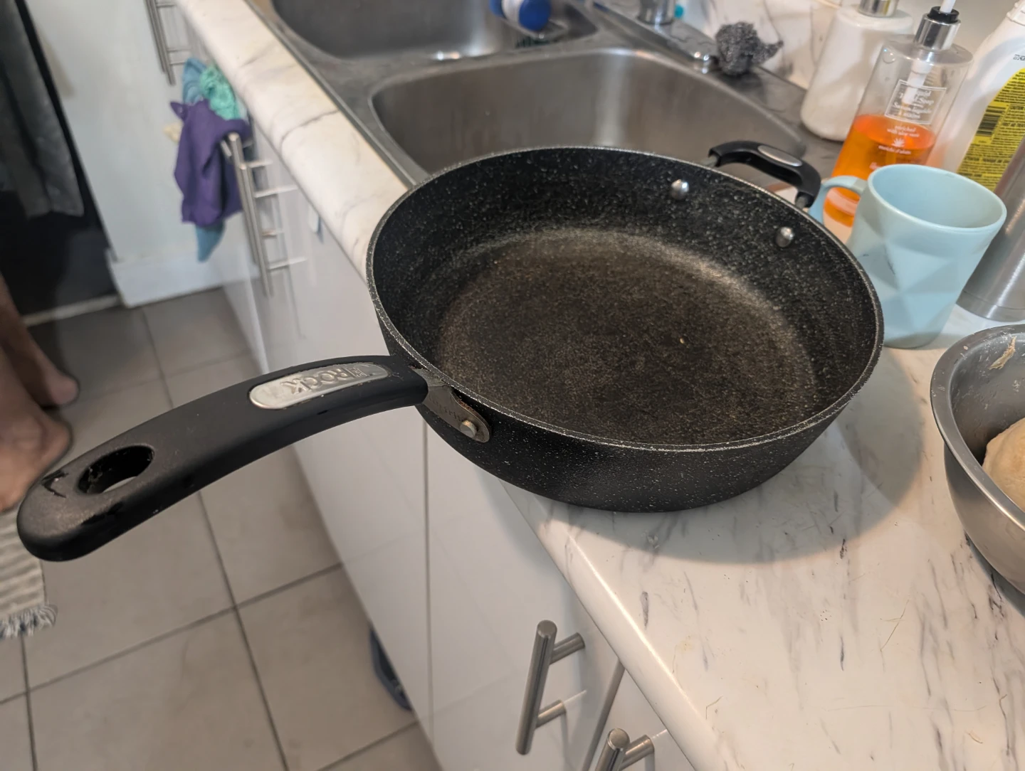 The Rock by Starfrit Frying Pan with Lid
