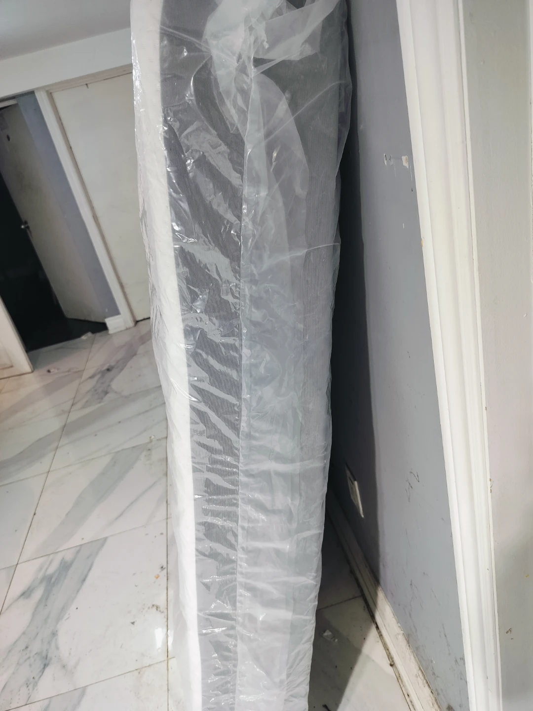 Clean White Mattress - photo 3