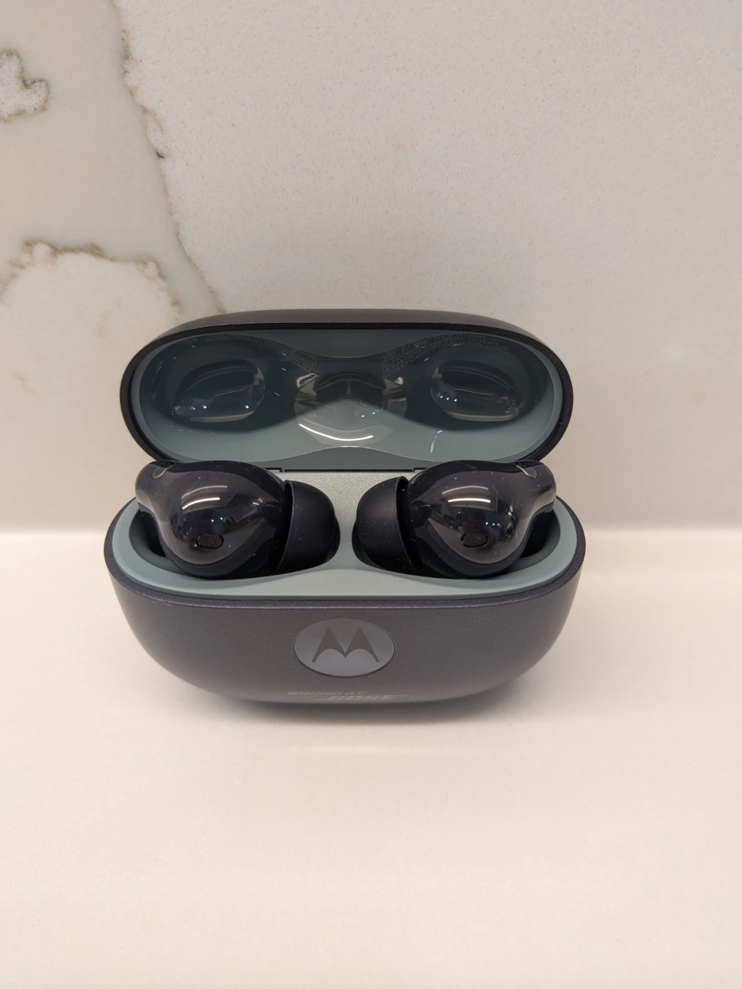 Moto Buds 2 Plus (wireless earbuds) - photo 2