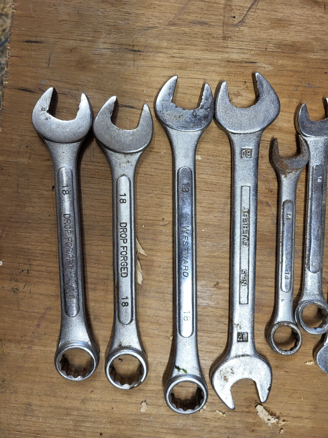 Assorted Metric Combination Wrench Set - photo 3