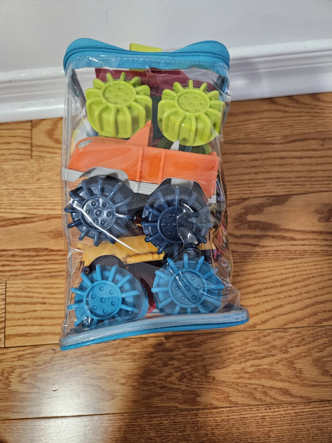 Battat Monster Truckin' Toy Set - photo 4
