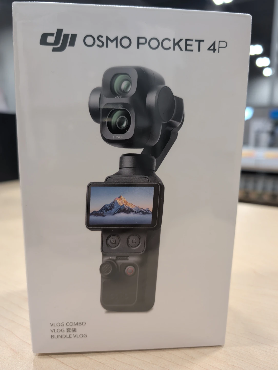 DJI Osmo Pocket 4P Vlog Combo