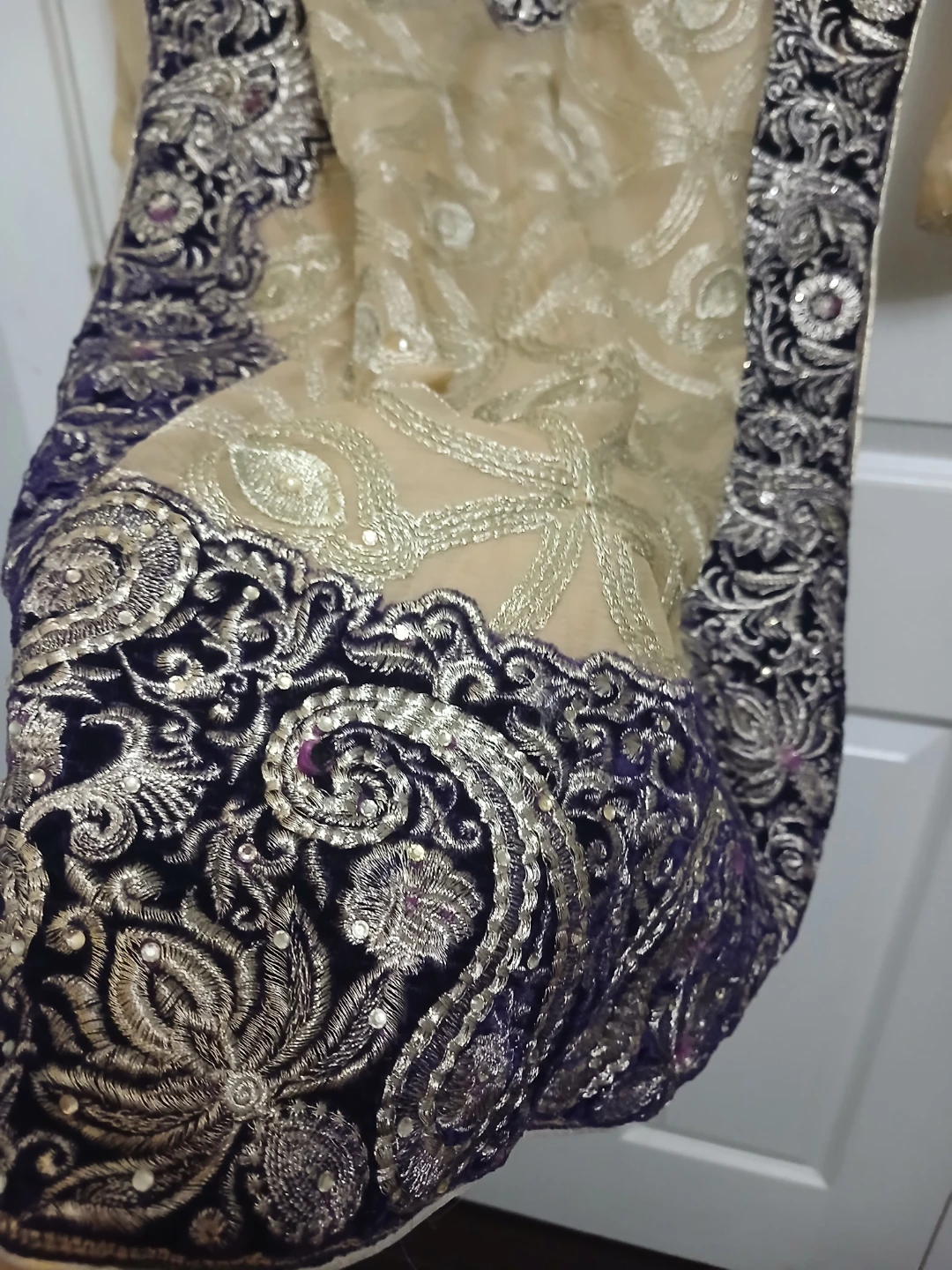 Closet cleanout- Gold & purple Velvet Fancy Kameez - photo 4