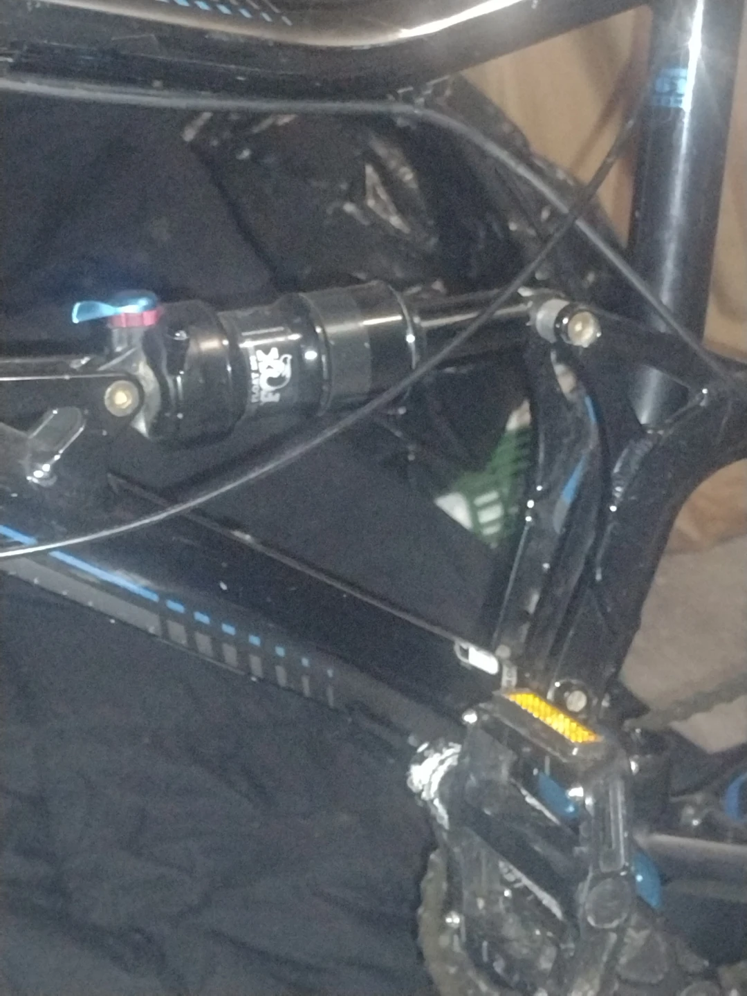 GT Sensor Full Suspension Mountain Bike - photo 2