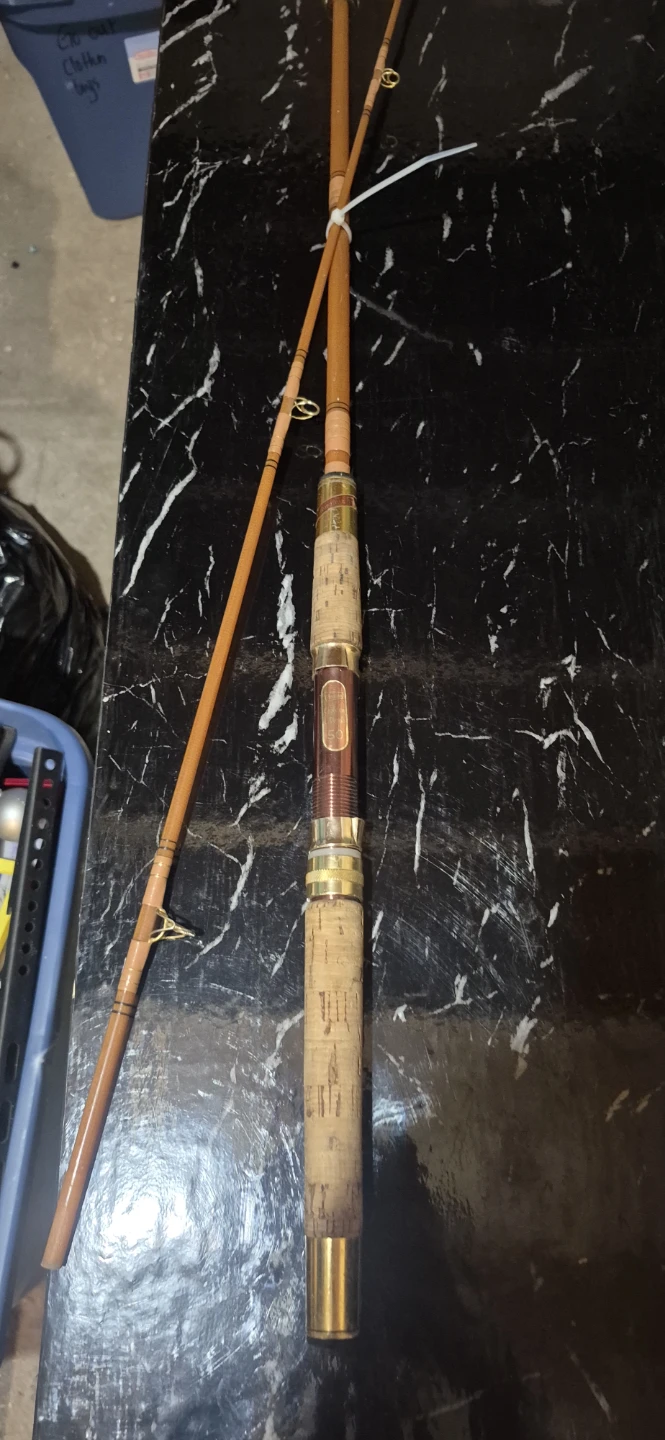 Vintage Bamboo Fishing Rods - photo 3