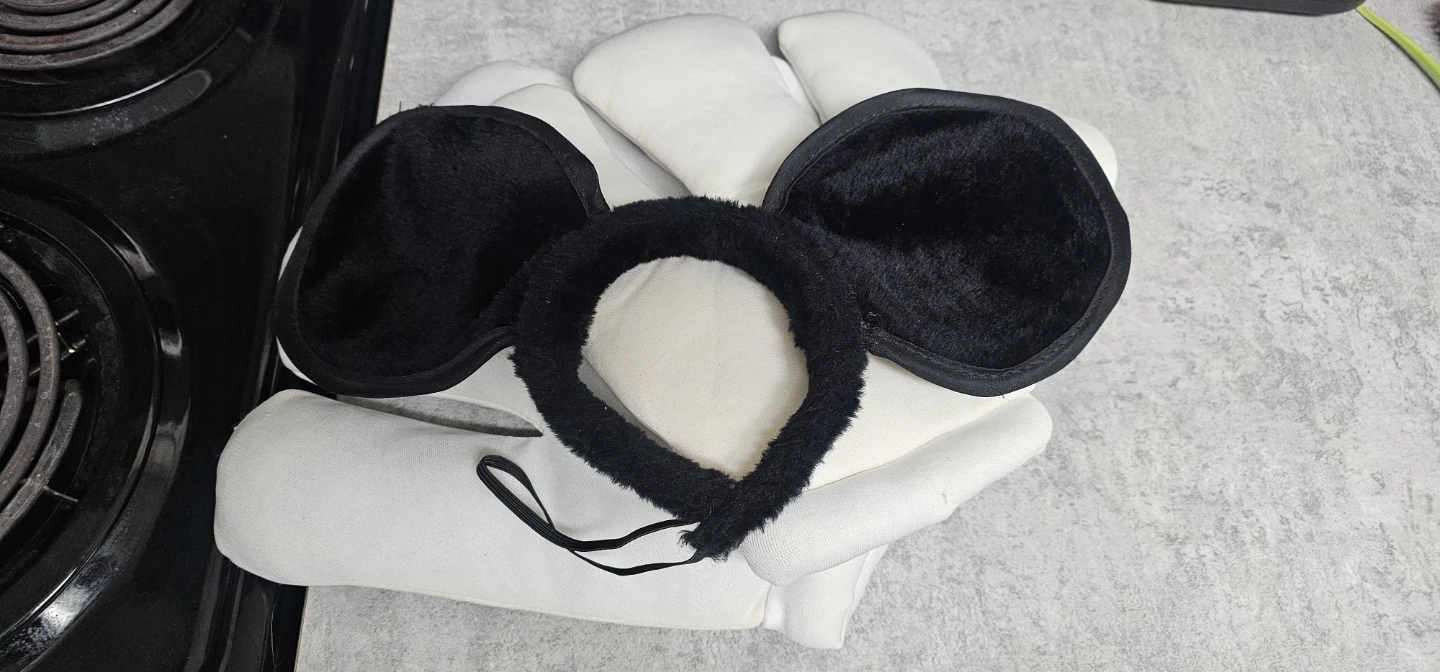 Mickey Mouse costume set