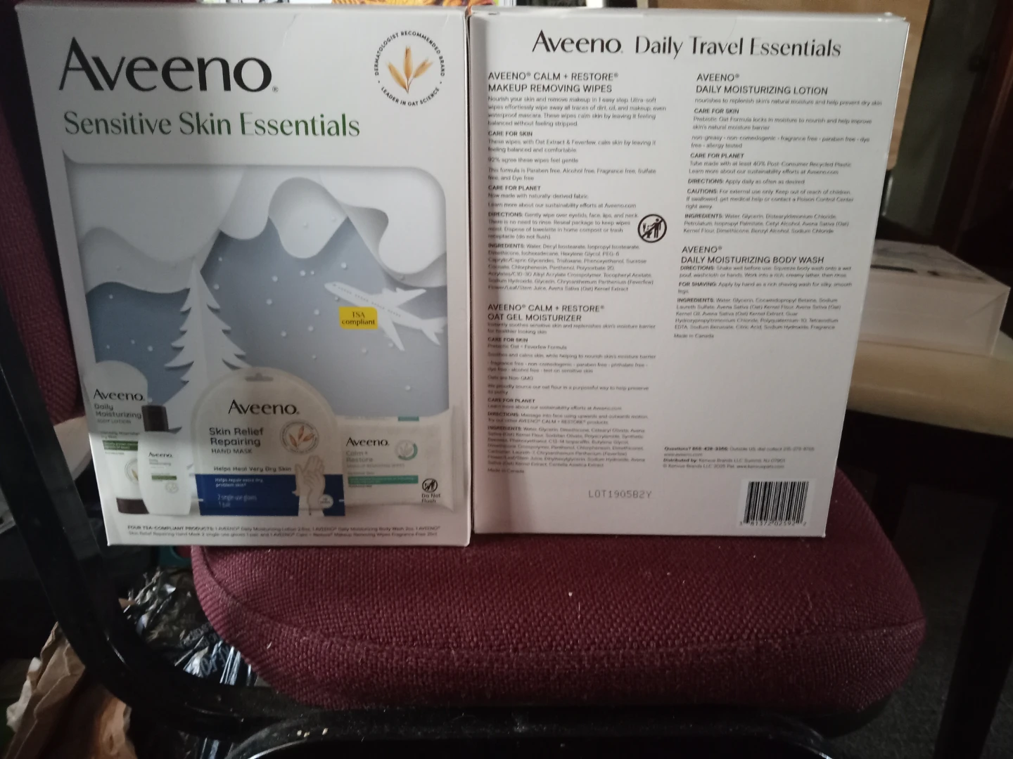 Aveeno Sensitive Skin Essentials & Daily Travel Essentials Set