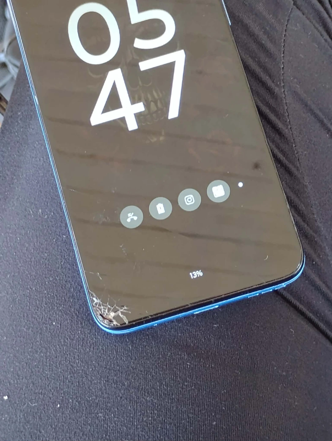 Moto G Play cellphone - photo 2