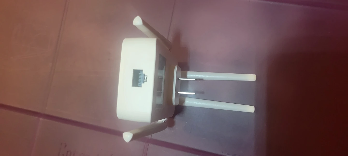 "WiFi Range Extender/Repeater – Complete w/ Box & Manual" - photo 5