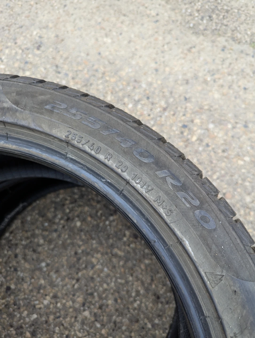 255/40R20 Pirelli Winter Tires (Set of 4) - photo 5