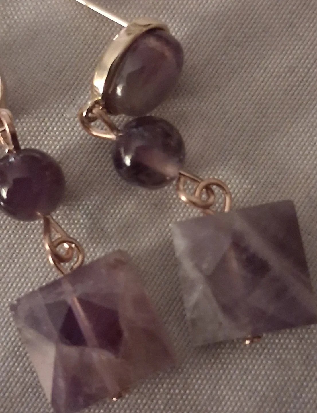 Assorted Jewellery Charms and Earrings - photo 3