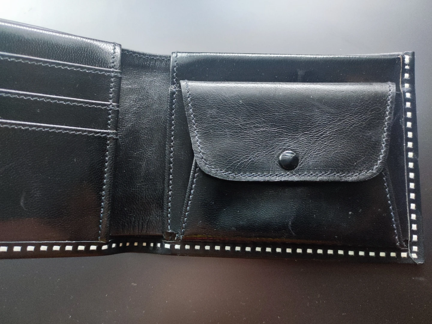 Feather Quill Embroidery Black Leather Wallet - photo 2