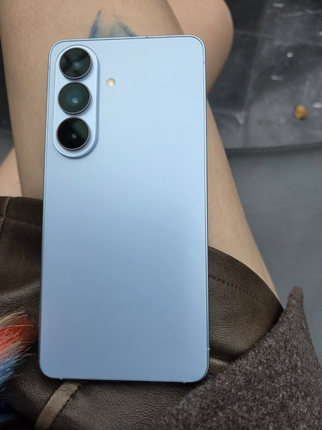 Samsung Galaxy S26 light blue - photo 2