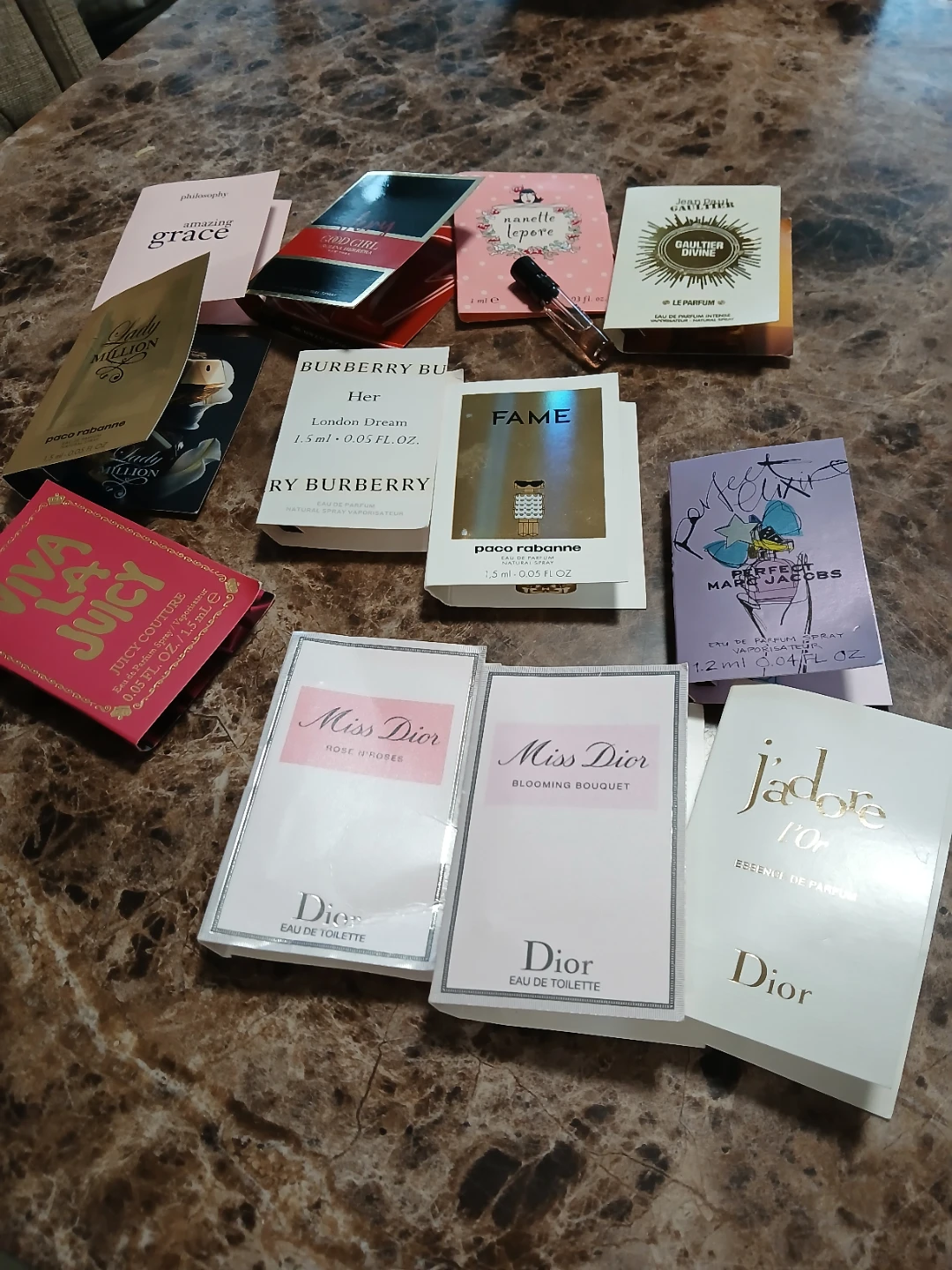 Assorted Designer Perfume Sample Vials 15pcs