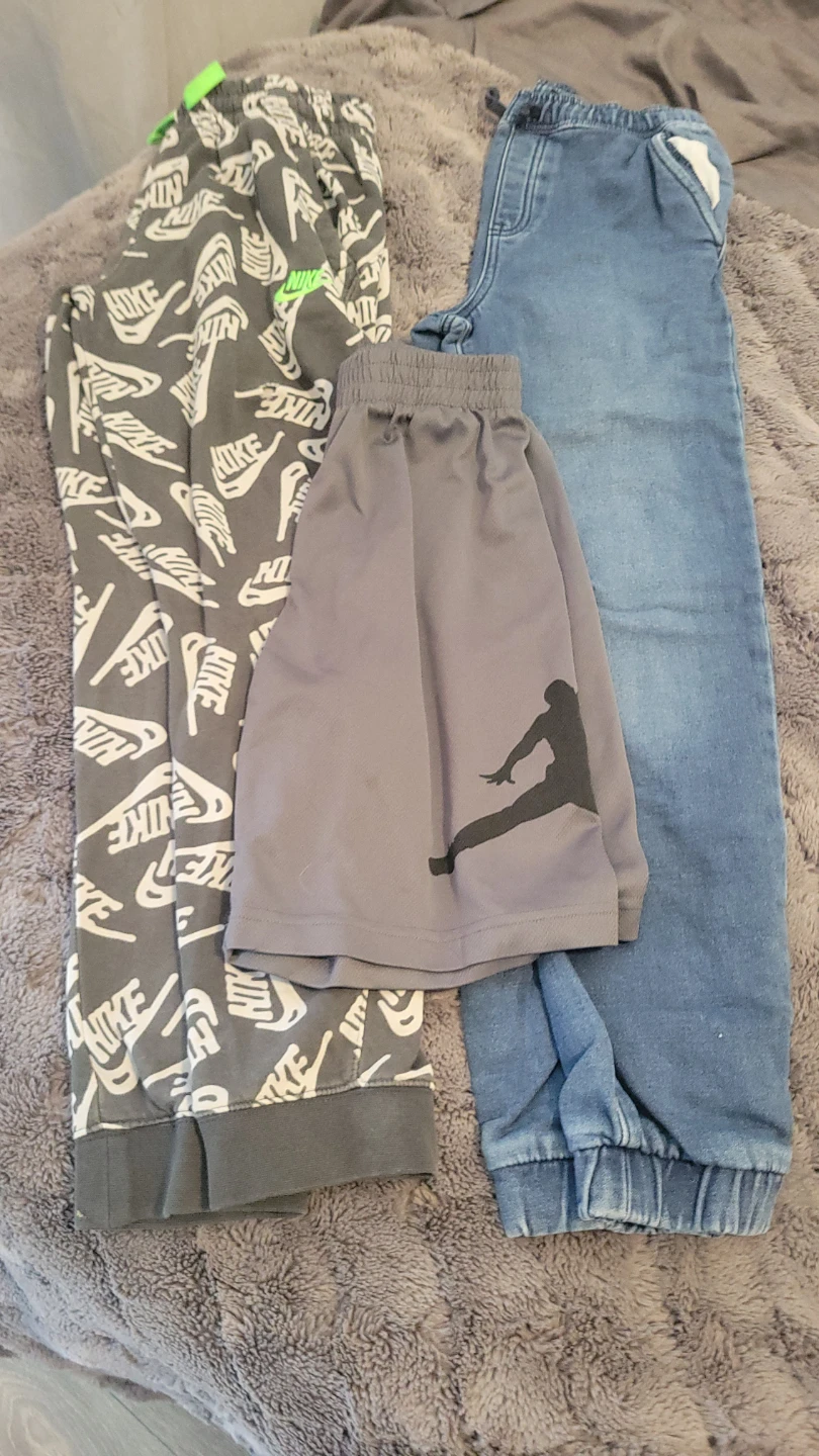 Boys Medium/Large Back to School Haul - photo 2