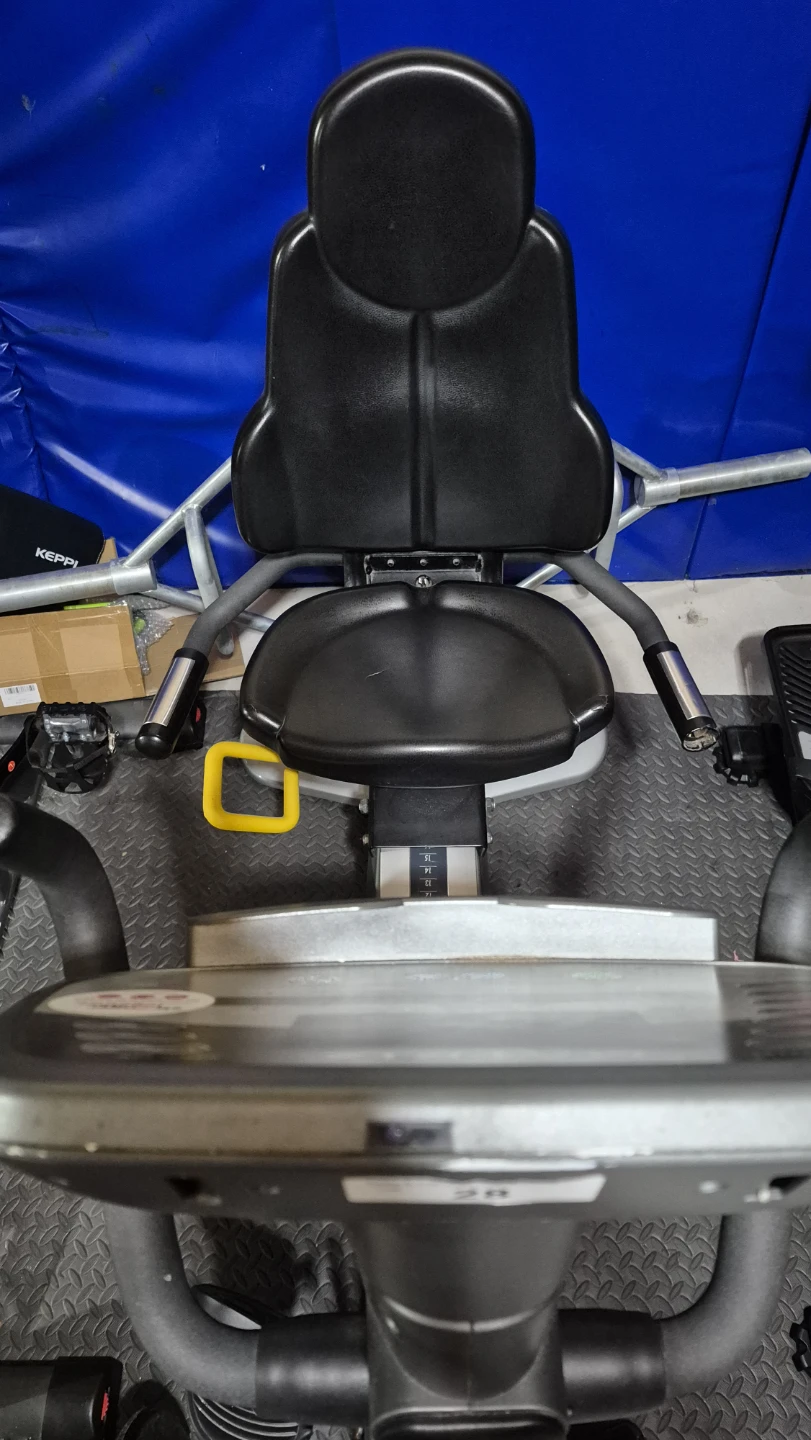 Matrix Recumbent Exercise Bike - photo 2
