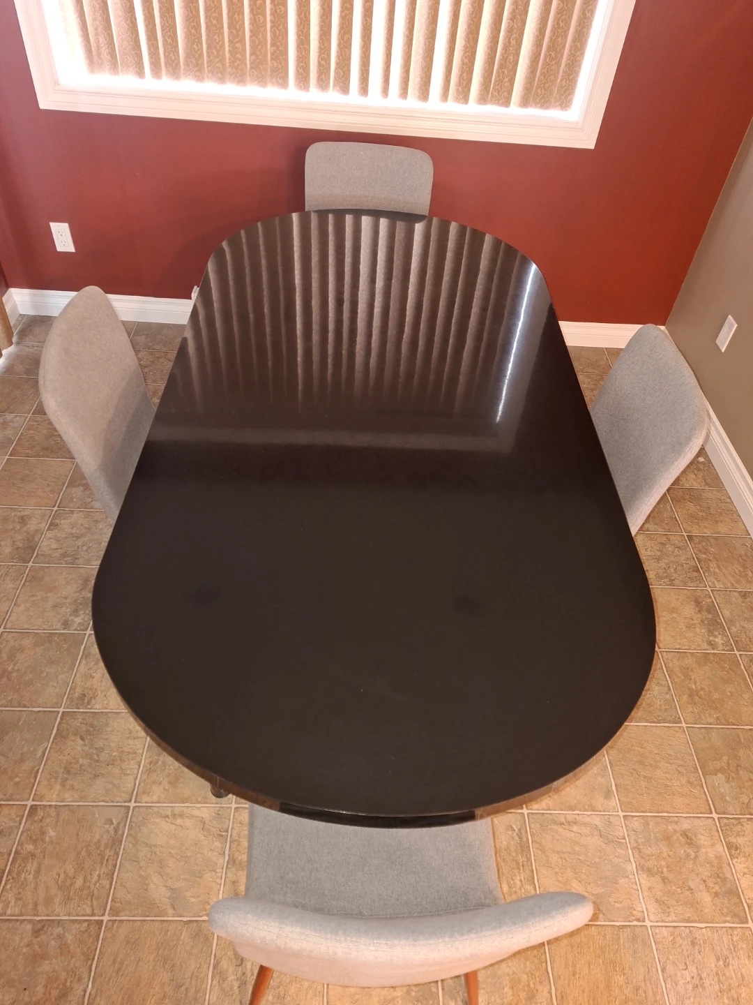 Dining table with 6 chairs