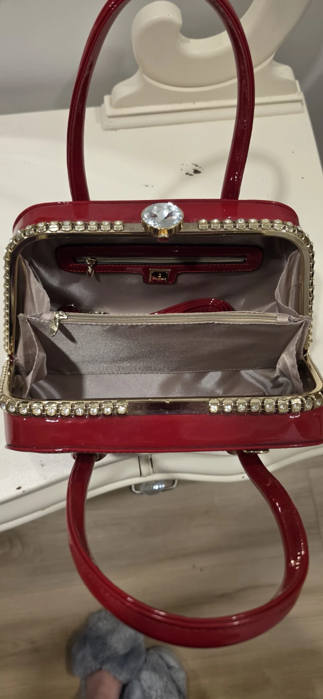 New true red and rhinestones handbag patent leather - photo 2