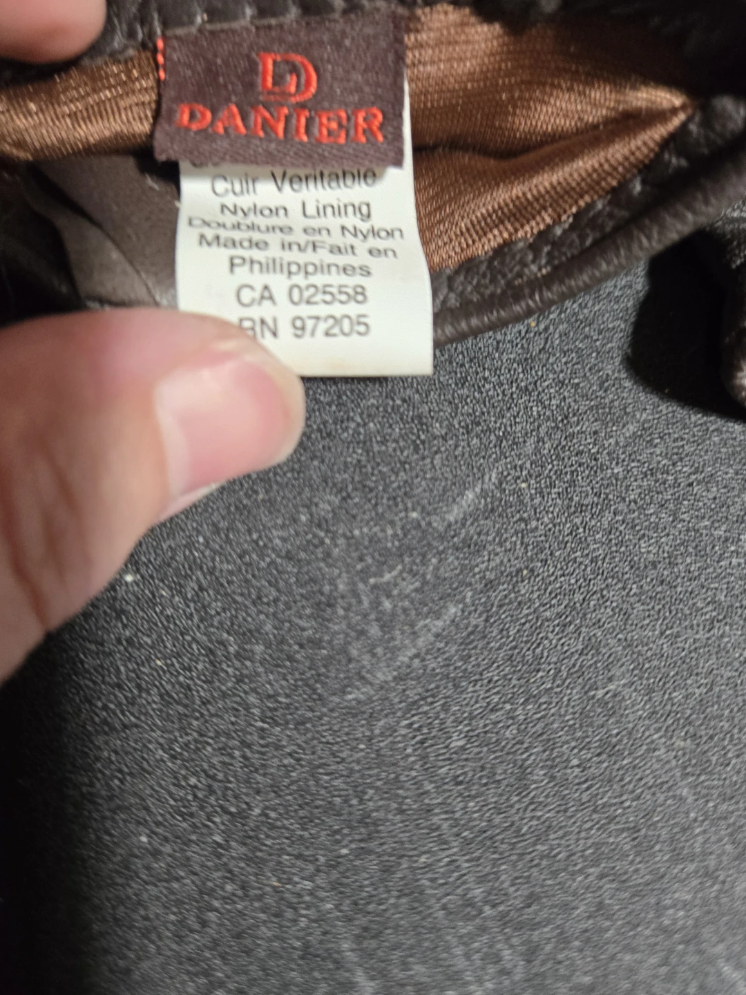 Danier Genuine Leather Gloves - photo 2