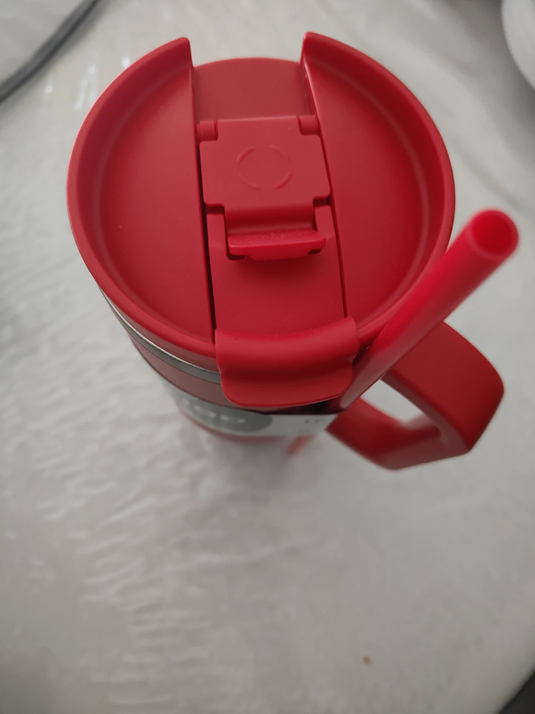 Red Contigo 40 fl. oz. Tumbler(please Price firm)