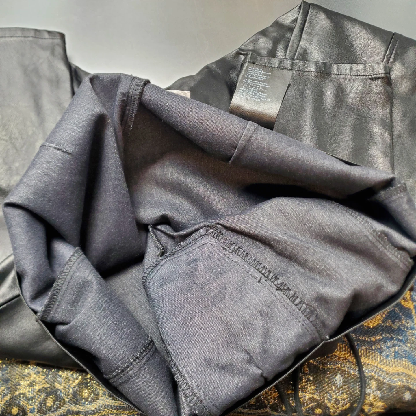 H&M Faux Leather Lace-Up Pants - photo 4