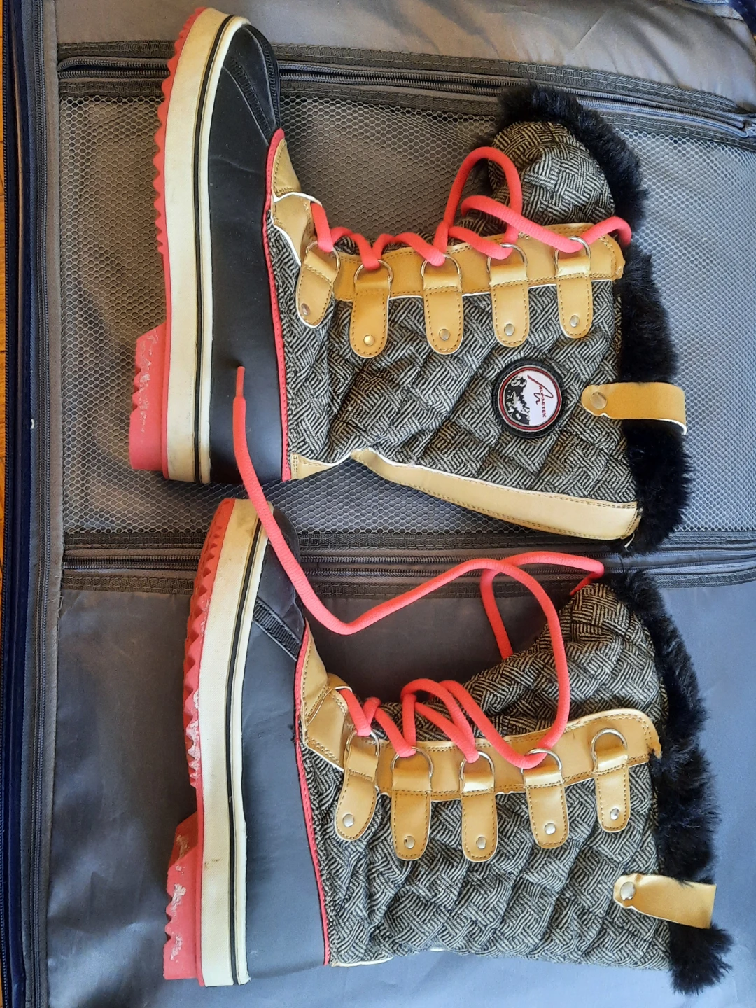 Alpinetek Women's Winter Boots Size 7