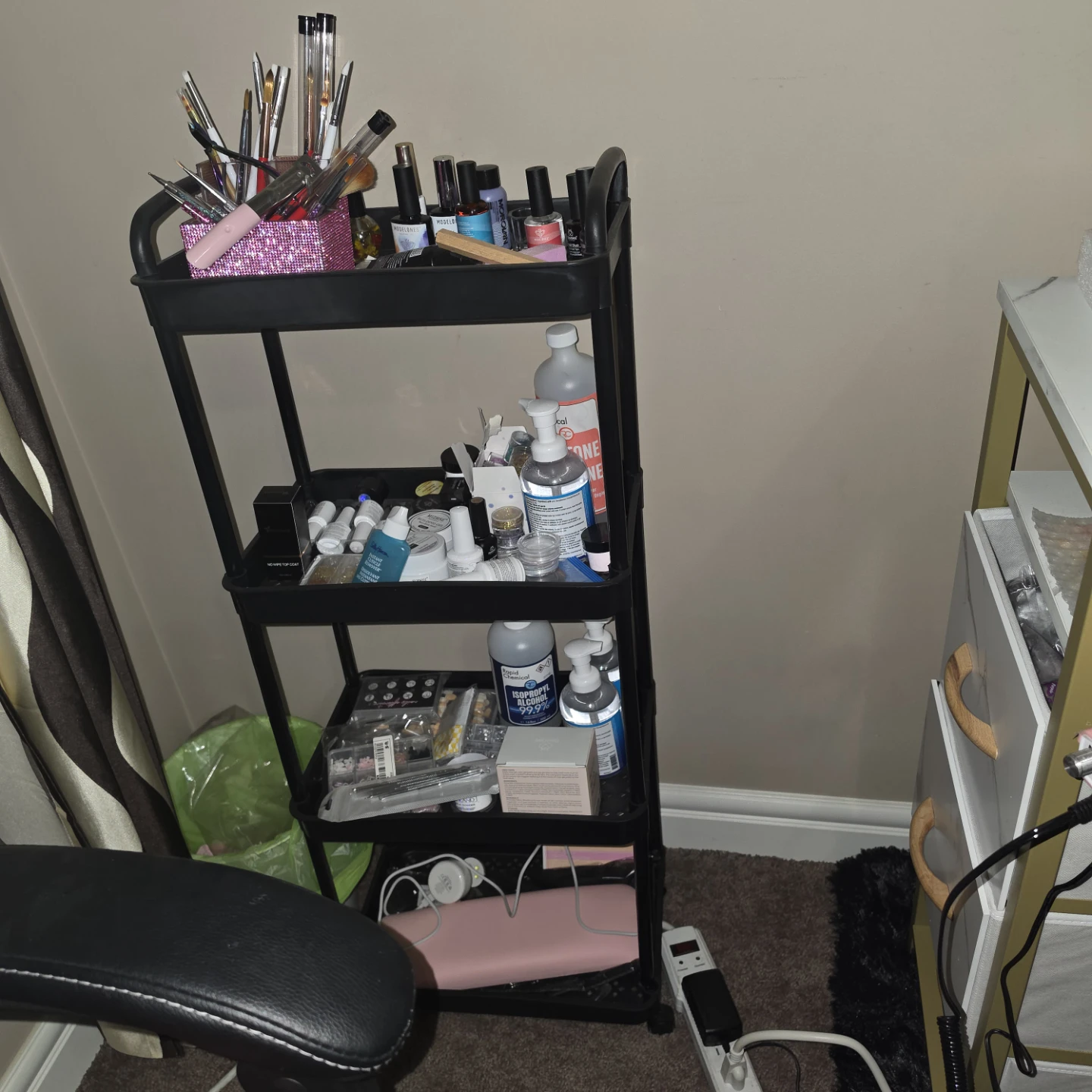 Nail technician desk with storage drawers
