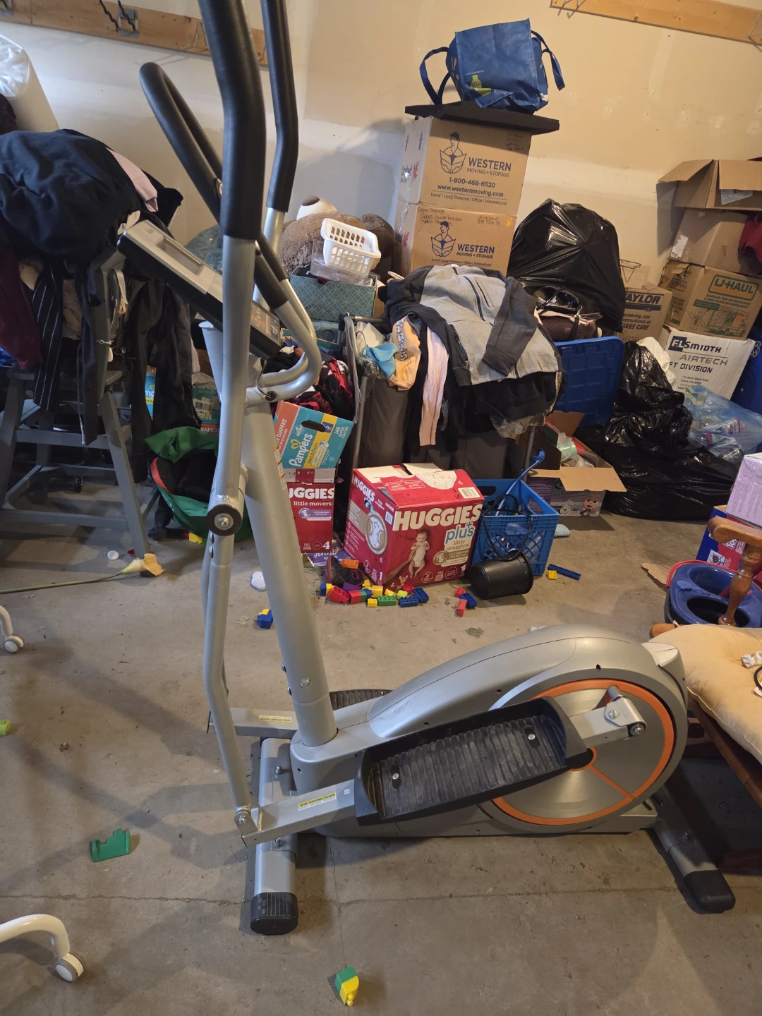 Tempo Fitness 605E Elliptical Trainer