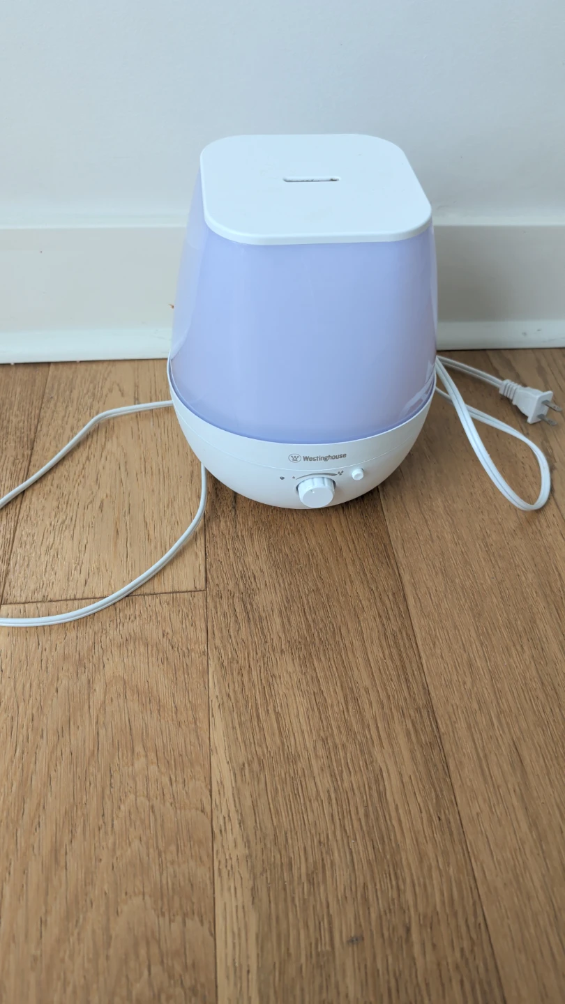 Westinghouse Tabletop Humidifier changing colors