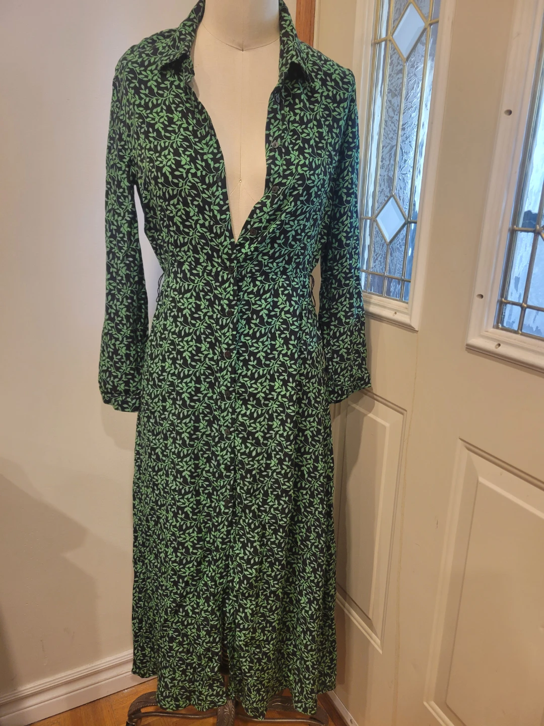 Zara green and black leaf print shirt dress